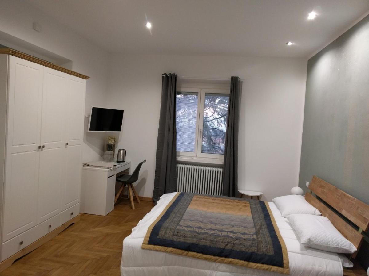 "La Selvetta" bed and breakfast Buguggiate Eksteriør billede